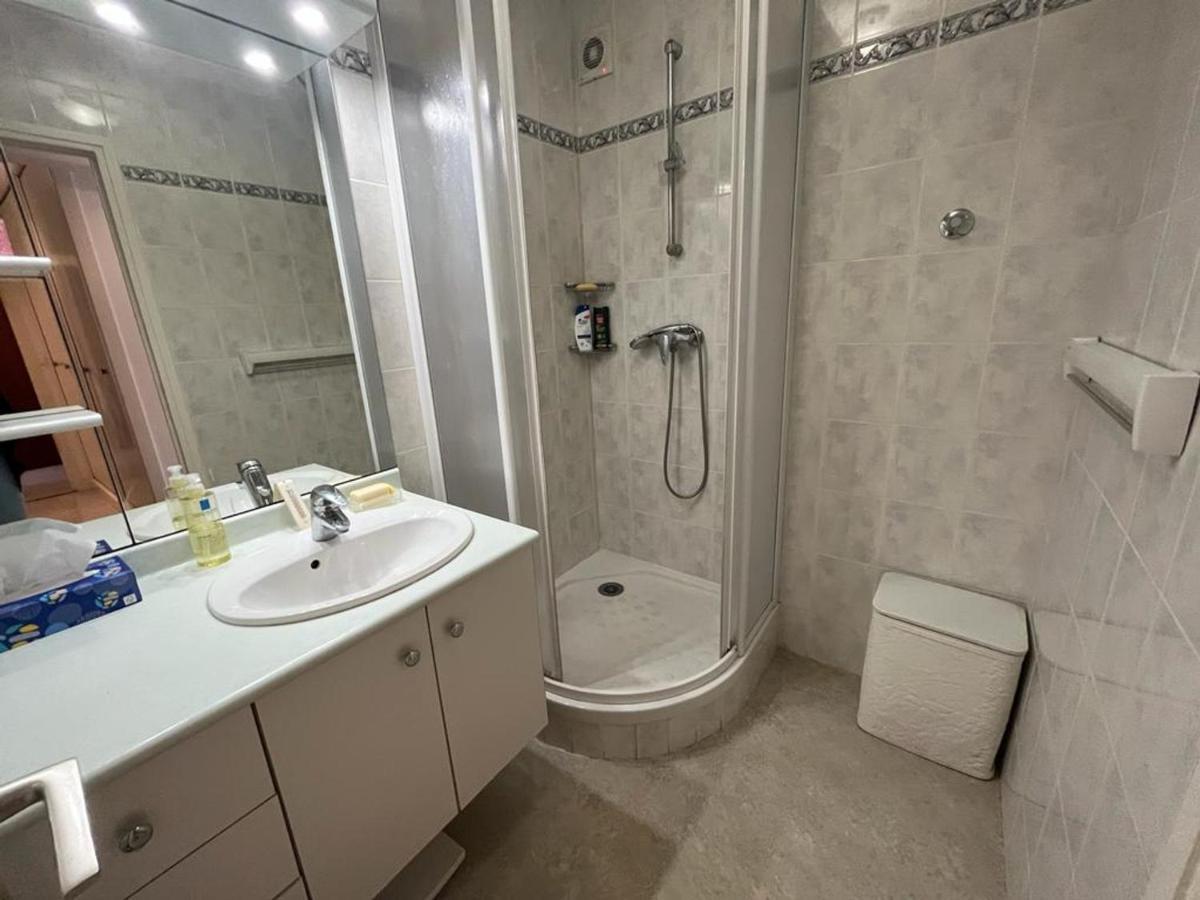 Appartement T4 Avec Parking, Balcon Et Proche Commerces A Biarritz - Fr-1-239-921 المظهر الخارجي الصورة